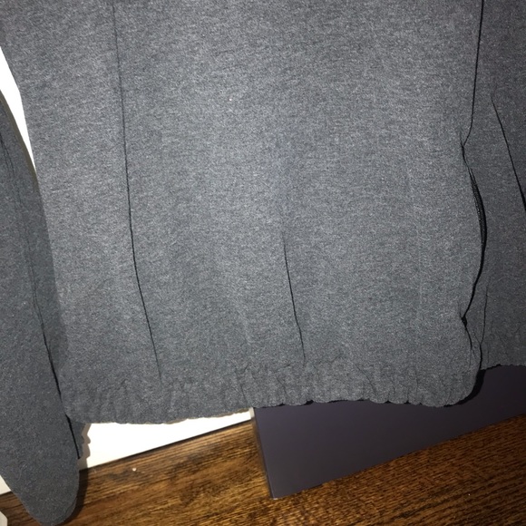 lululemon sweatshirt - Picture 3 of 6